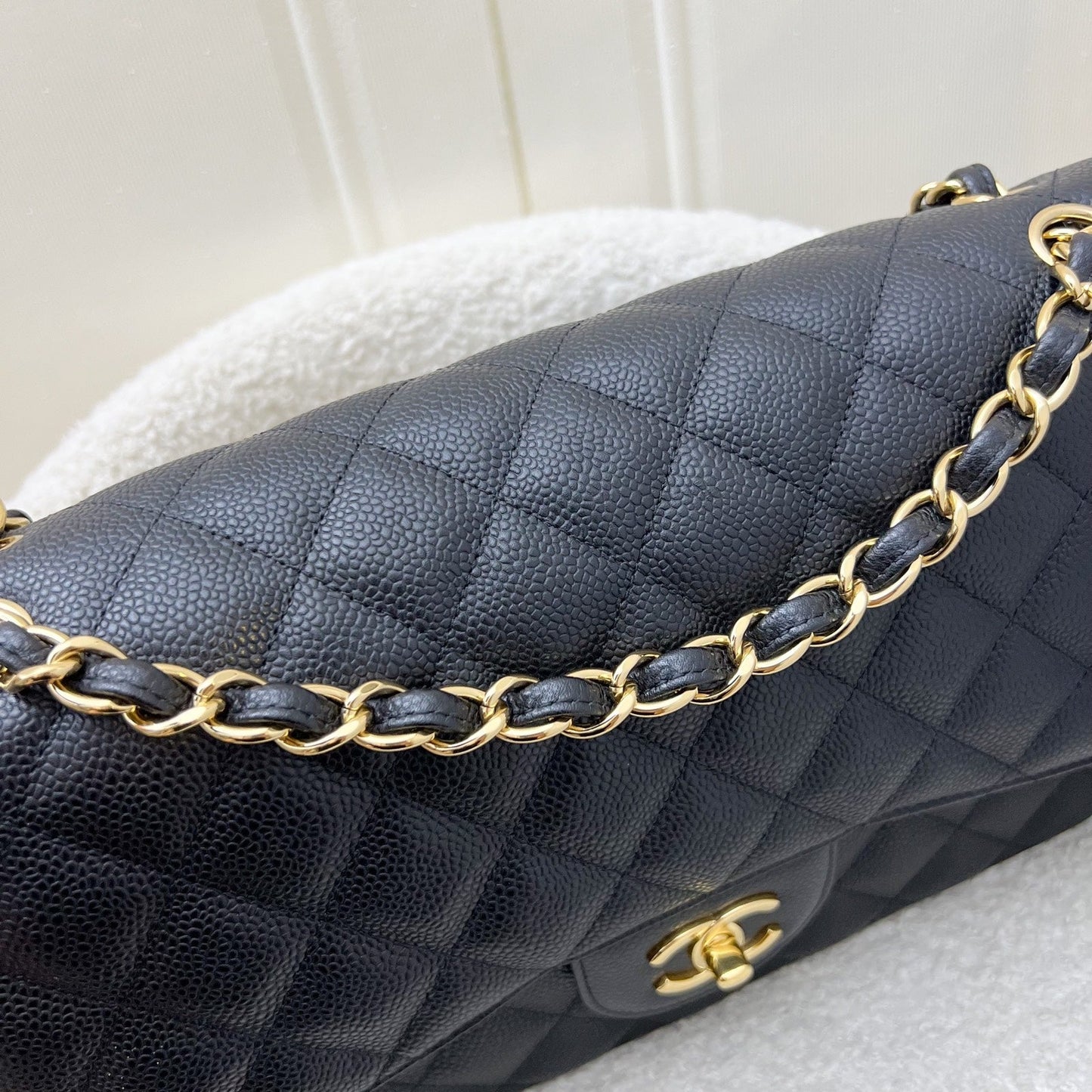 GLM-Jumbo Classic Flap DF in Black Caviar and GHW