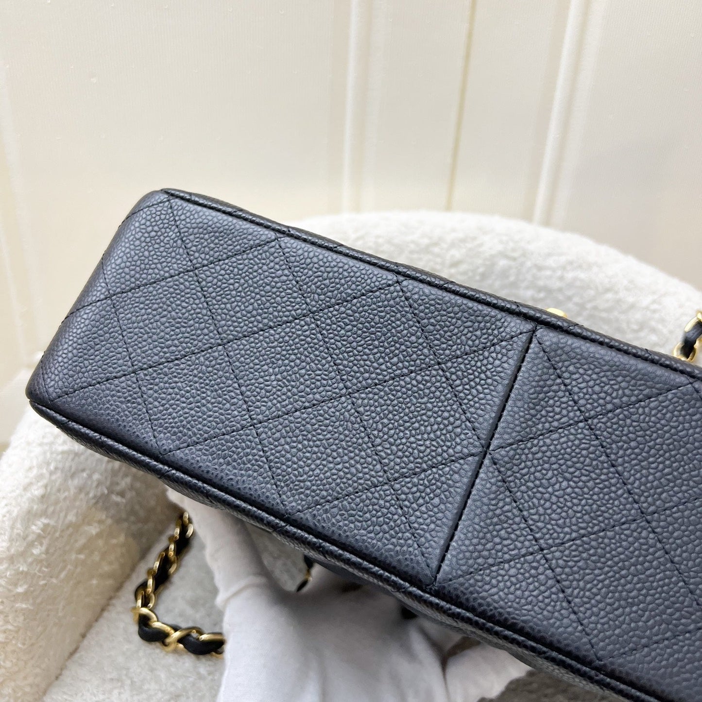 GLM-Jumbo Classic Flap DF in Black Caviar and GHW