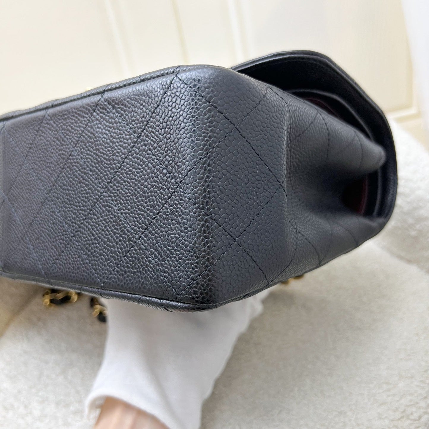GLM-Jumbo Classic Flap DF in Black Caviar and GHW