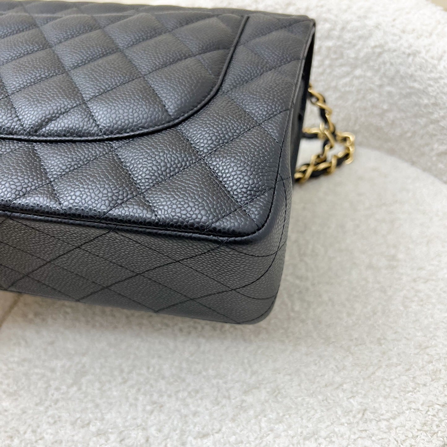 GLM-Jumbo Classic Flap DF in Black Caviar and GHW