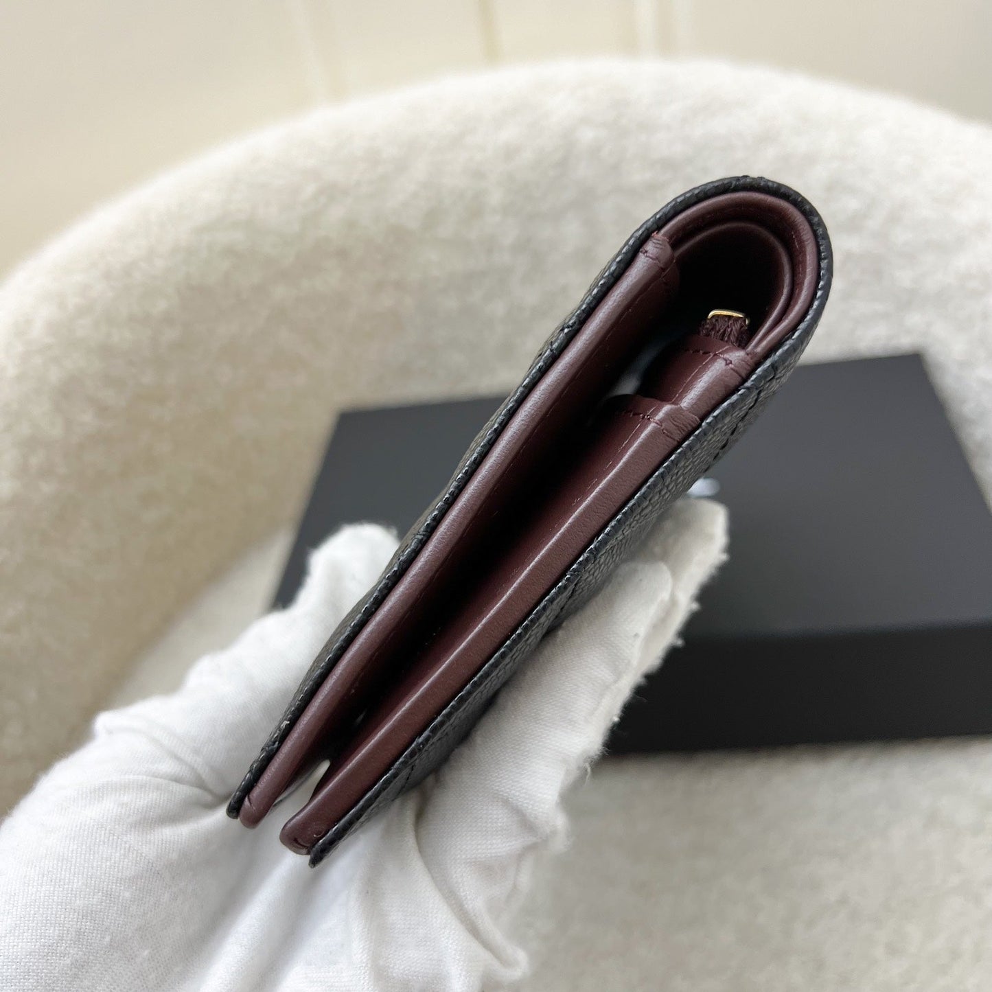 GLM-24K Bifold Wallet in Black Caviar and LGHW