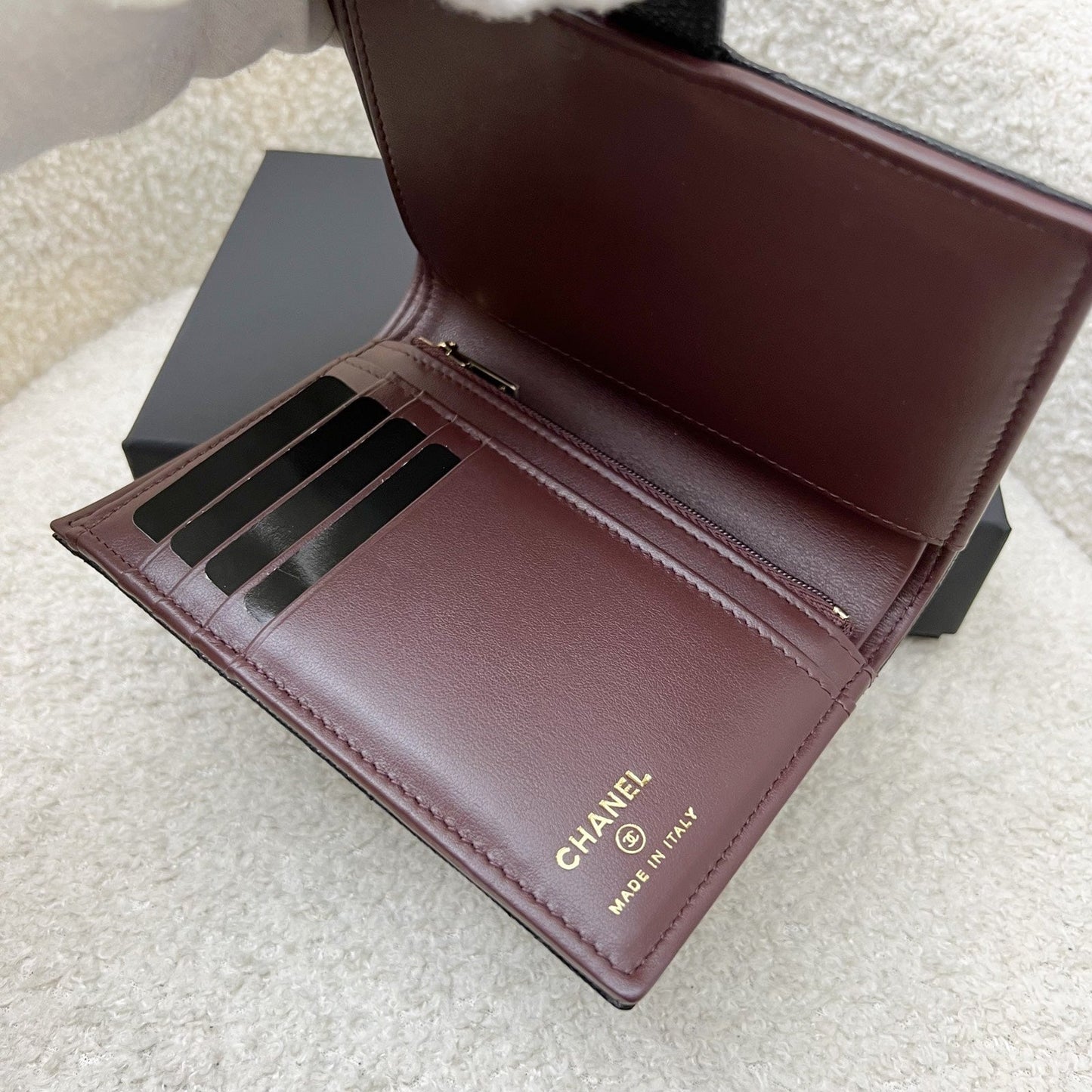 GLM-24K Bifold Wallet in Black Caviar and LGHW