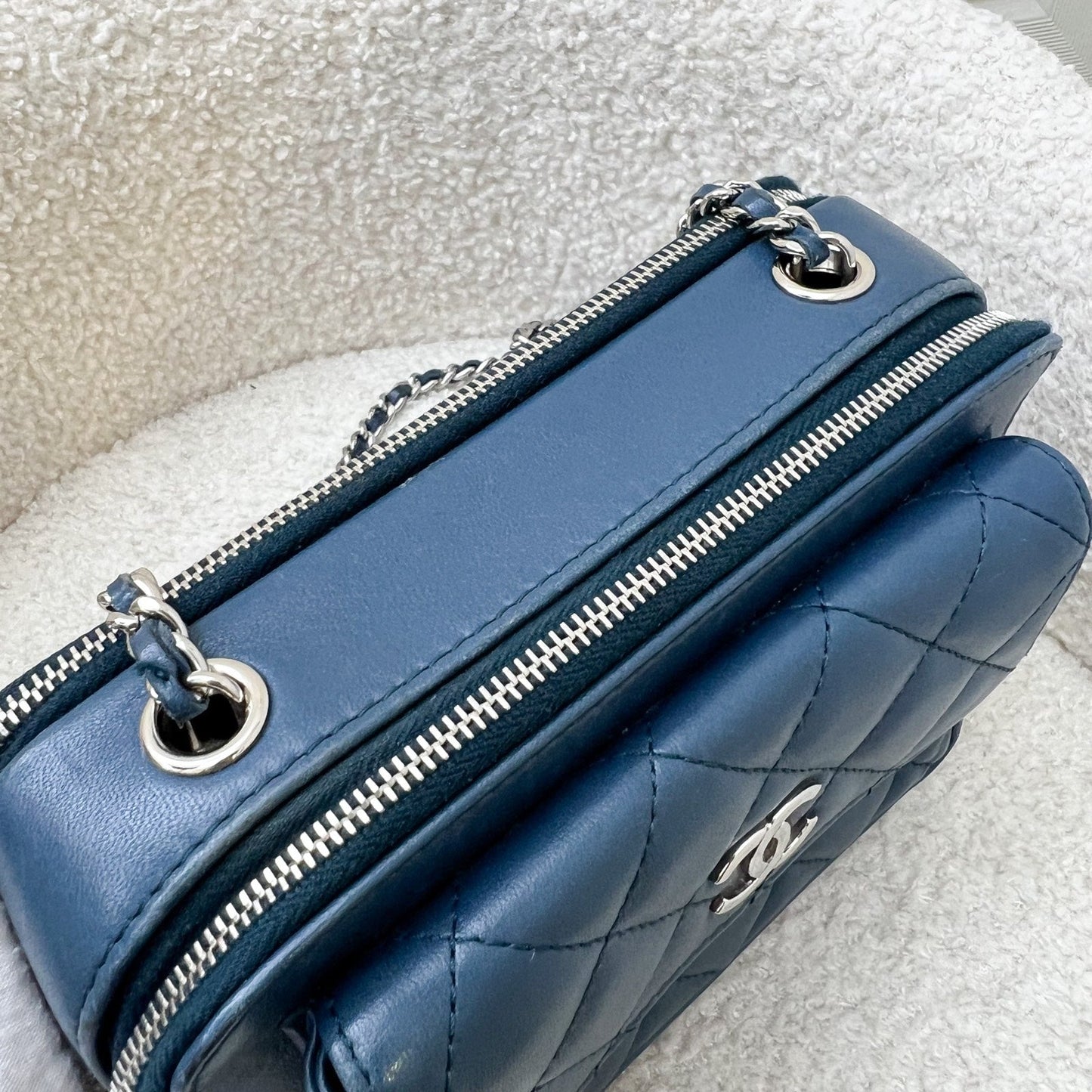 GLM-Seasonal Camera Bag in Blue Lambskin and SHW