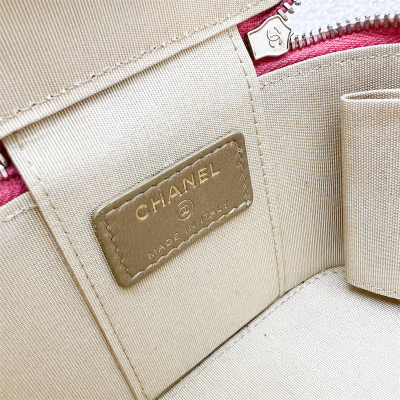 GLM-Pearl Crush Mini Cube Vanity in Coral Pink Lambskin and AGHW (Model: AP1447)