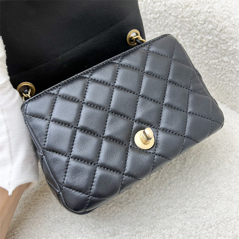 GLM-Pearl Crush Square Mini Flap in Black Lambskin and AGHW (Model: AS1786)