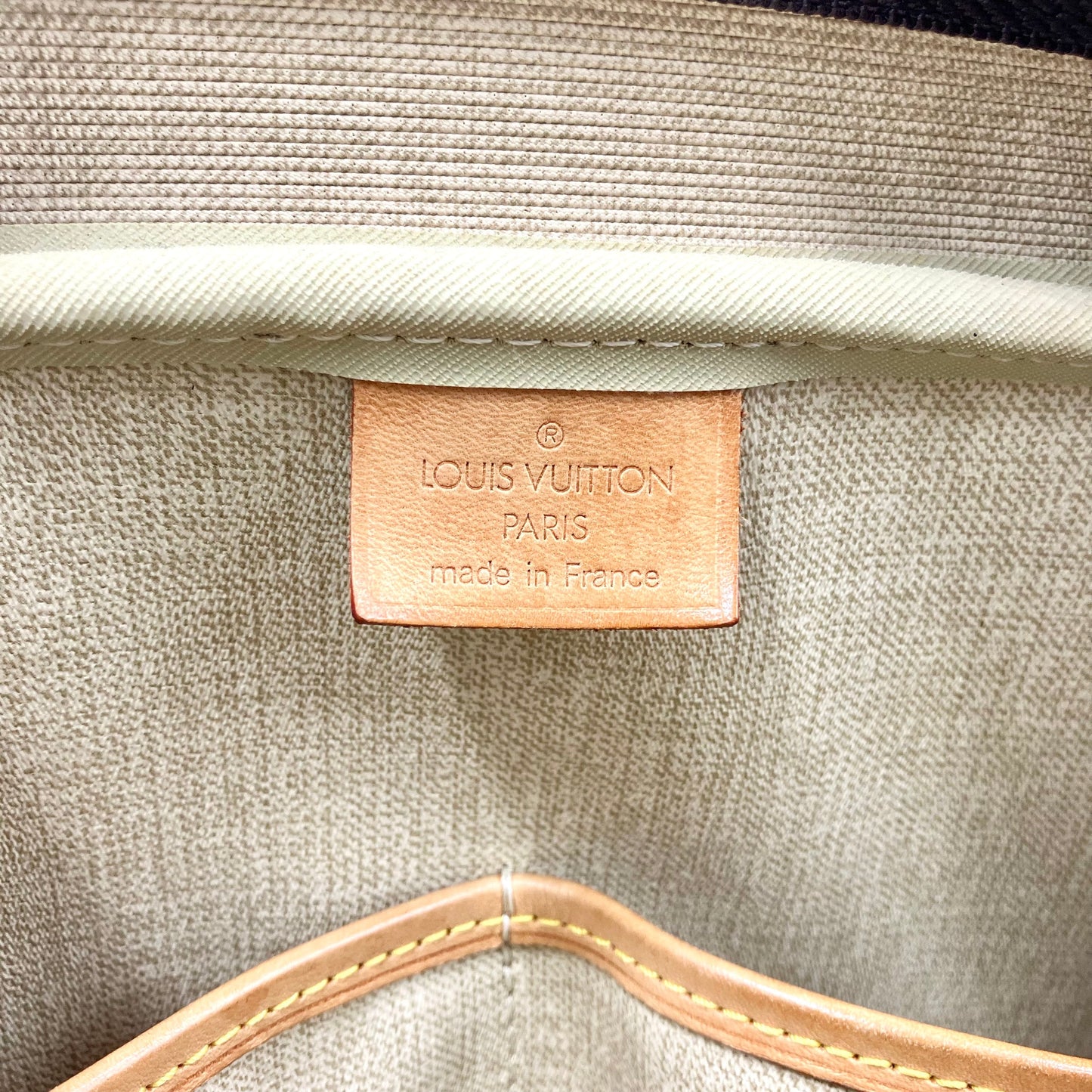 LOUIS VUITTON Monogram Deauville