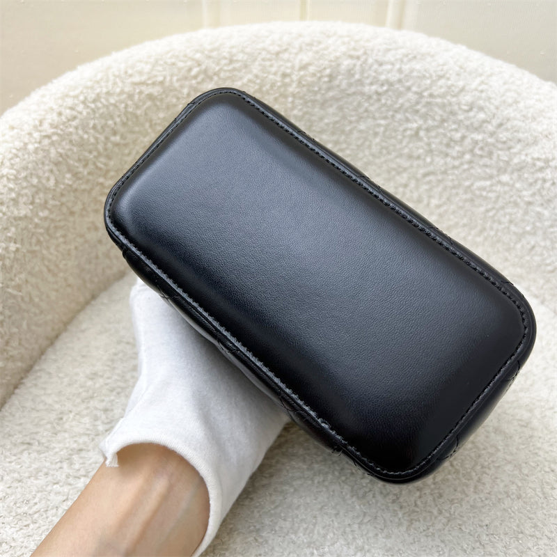 GLM-Small Vanity in Black Lambskin and LGHW (Model: AP1341)