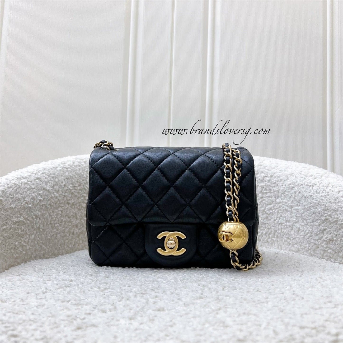 GLM-Pearl Crush Square Mini Flap in Black Lambskin and AGHW (Model: AS1786)