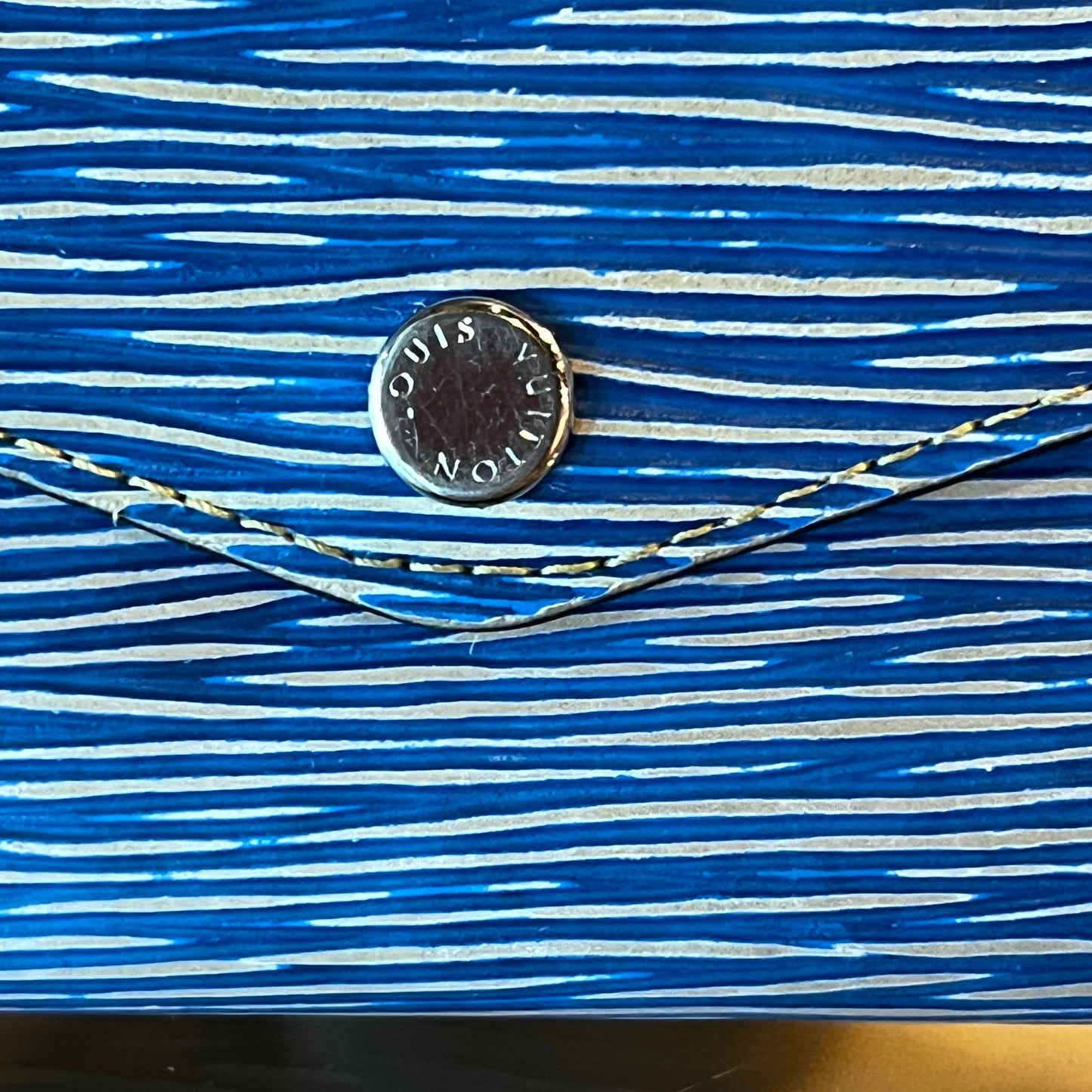 LOUIS VUITTON Blue Epi Sarah Wallet