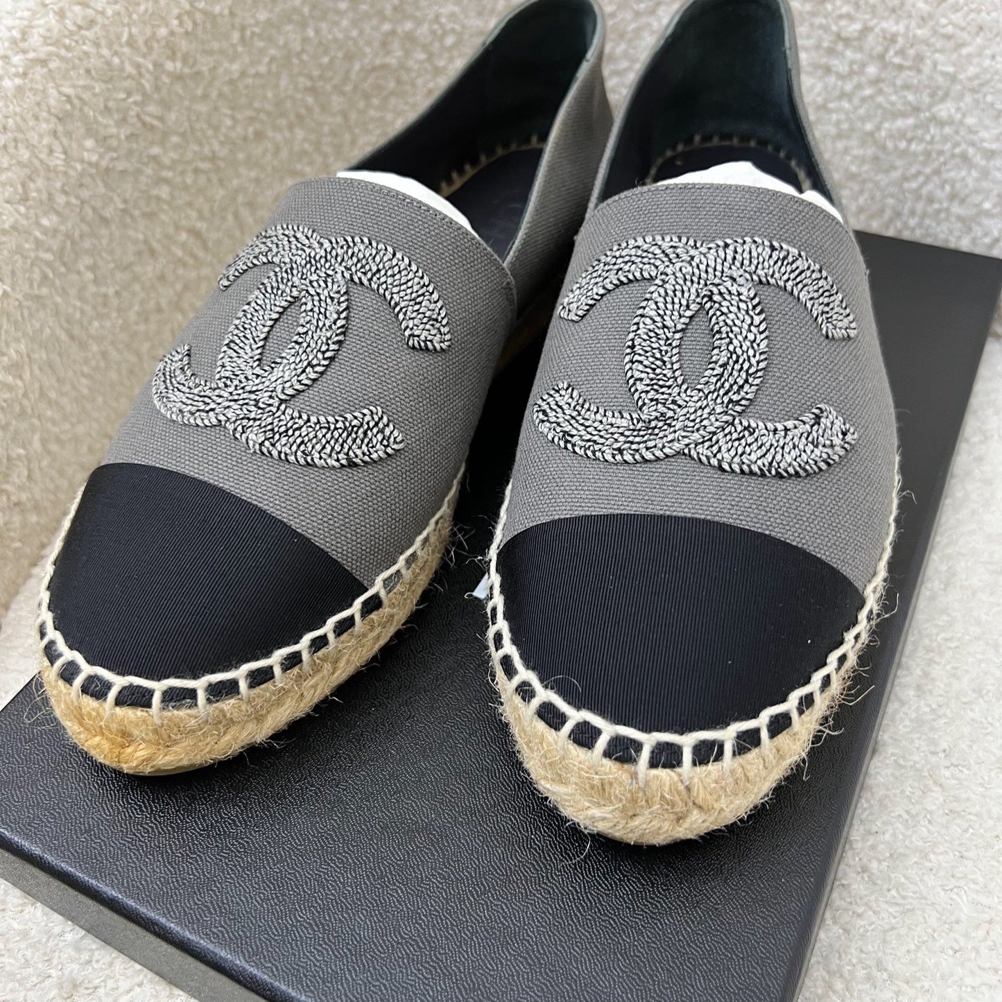 GLM-Espadrilles in Grey Canvas and Black Gosgrain Sz 37