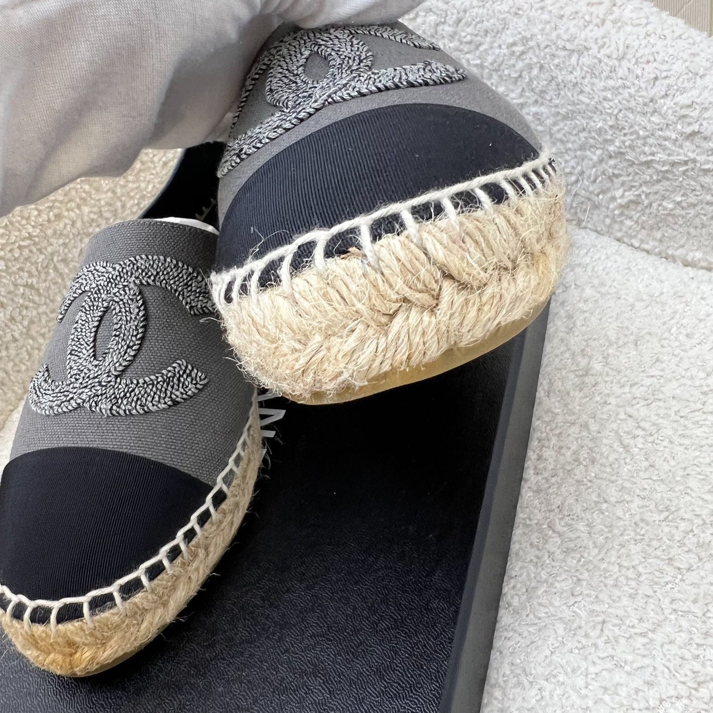 GLM-Espadrilles in Grey Canvas and Black Gosgrain Sz 37