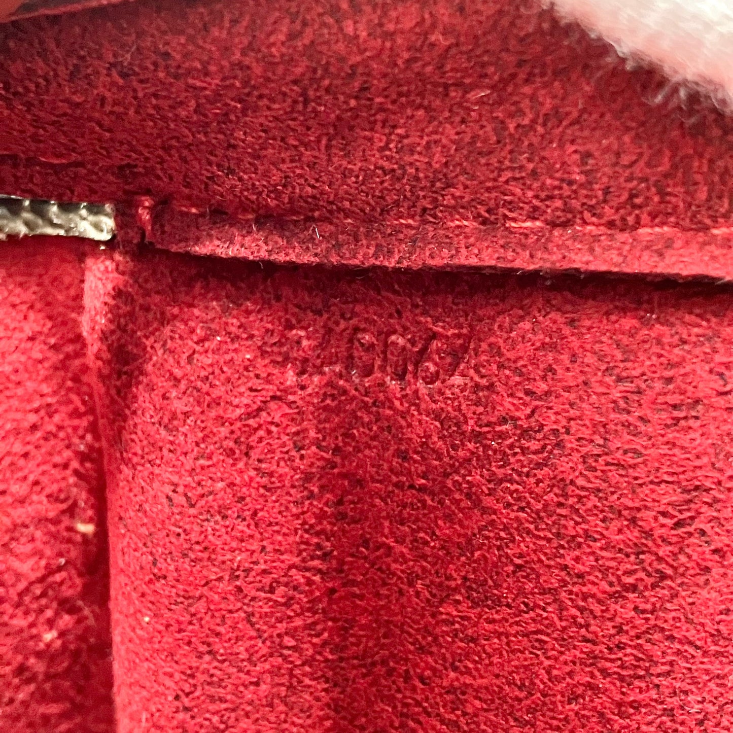 LOUIS VUITTON Monogram vivacite