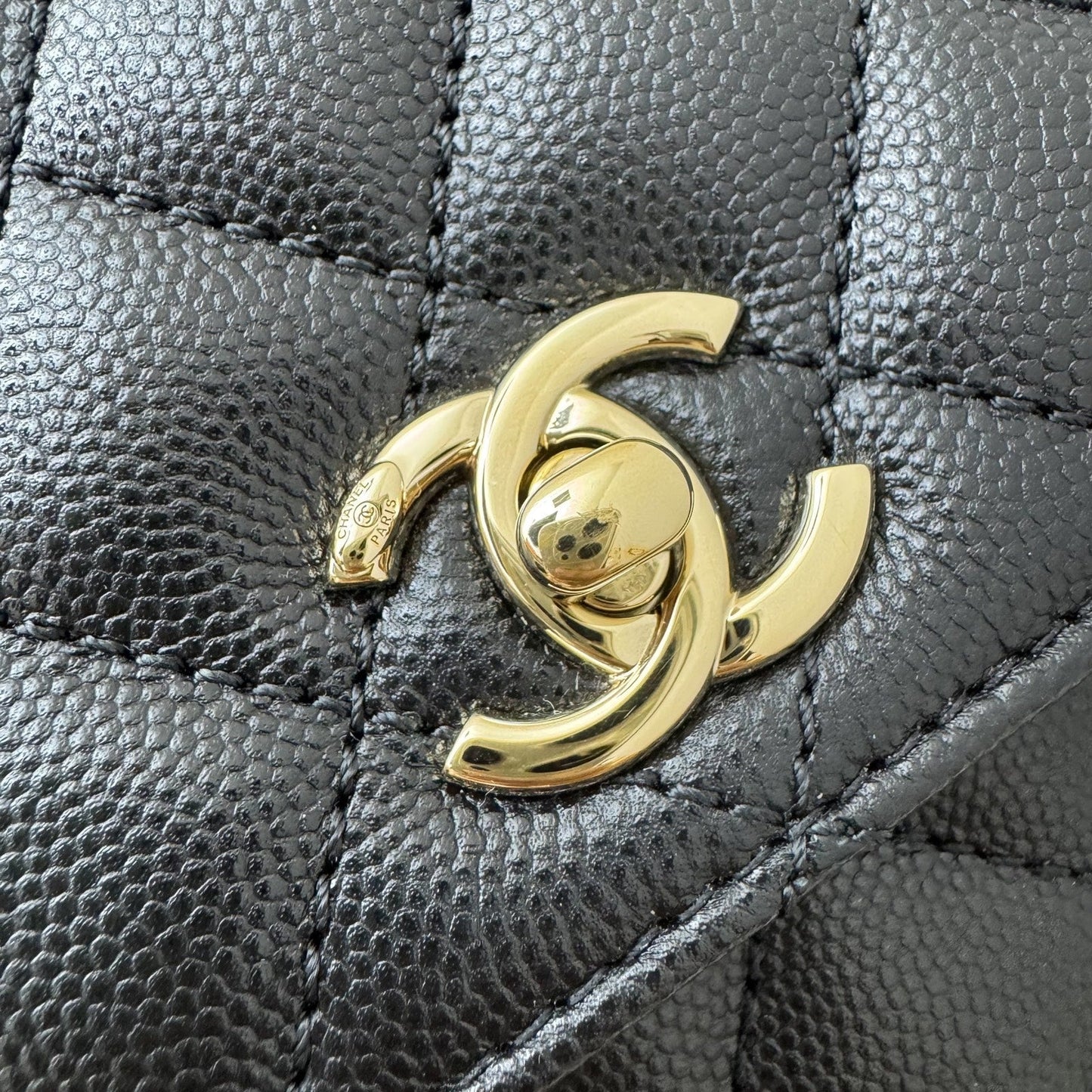 GLM-Small (24cm) Coco handle in Black Caviar, Burgundy Lizard Embossed Calfskin Handle and LGHW (Model: A92990)