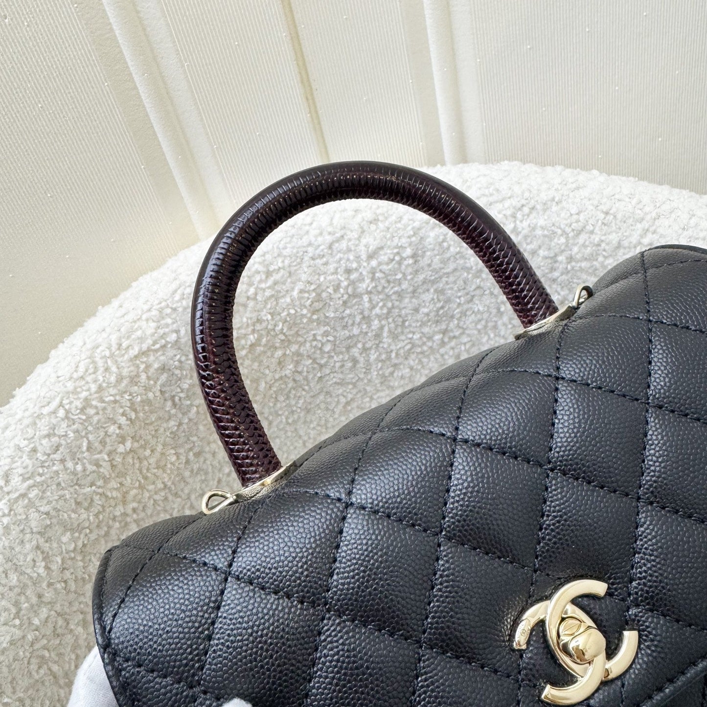 GLM-Small (24cm) Coco handle in Black Caviar, Burgundy Lizard Embossed Calfskin Handle and LGHW (Model: A92990)