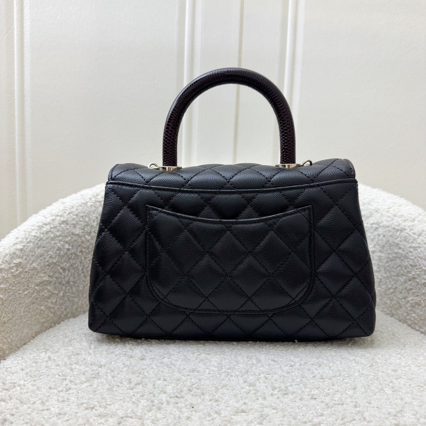 GLM-Small (24cm) Coco handle in Black Caviar, Burgundy Lizard Embossed Calfskin Handle and LGHW (Model: A92990)