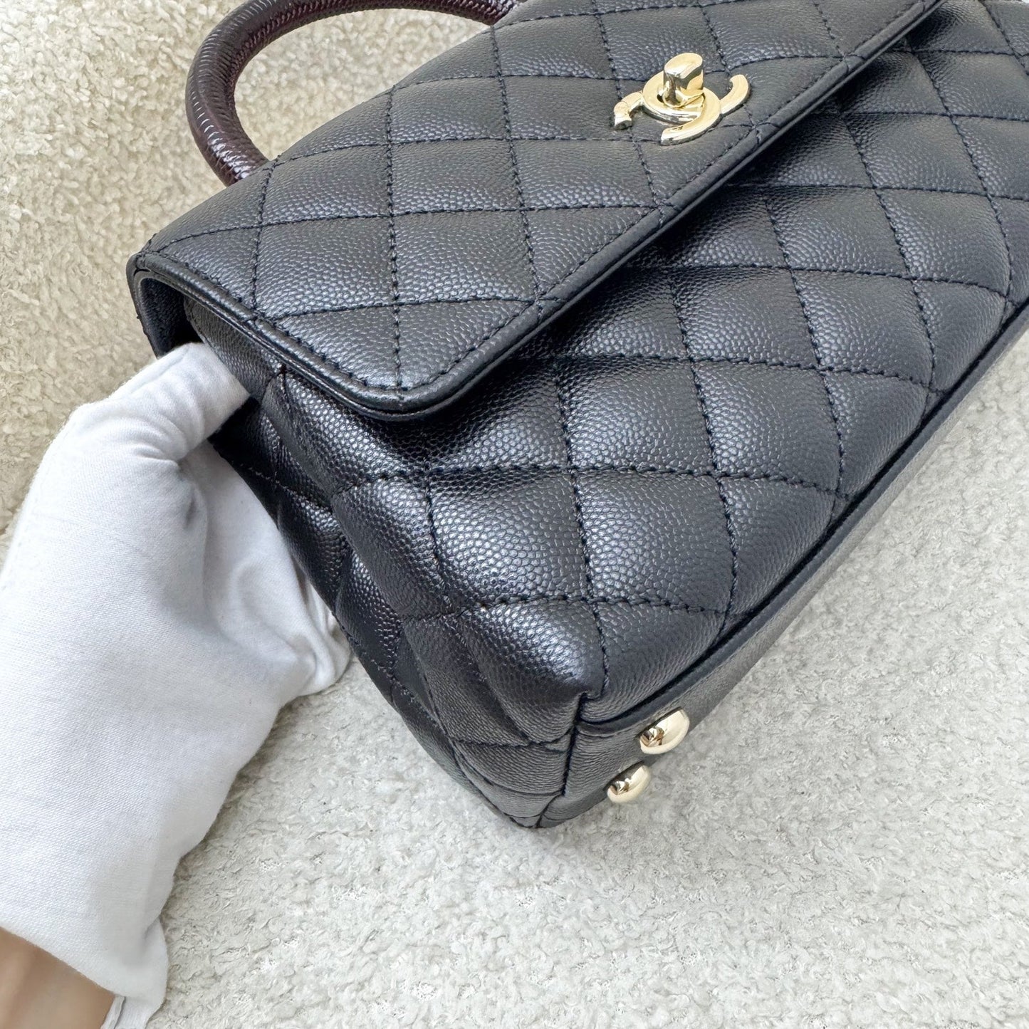 GLM-Small (24cm) Coco handle in Black Caviar, Burgundy Lizard Embossed Calfskin Handle and LGHW (Model: A92990)
