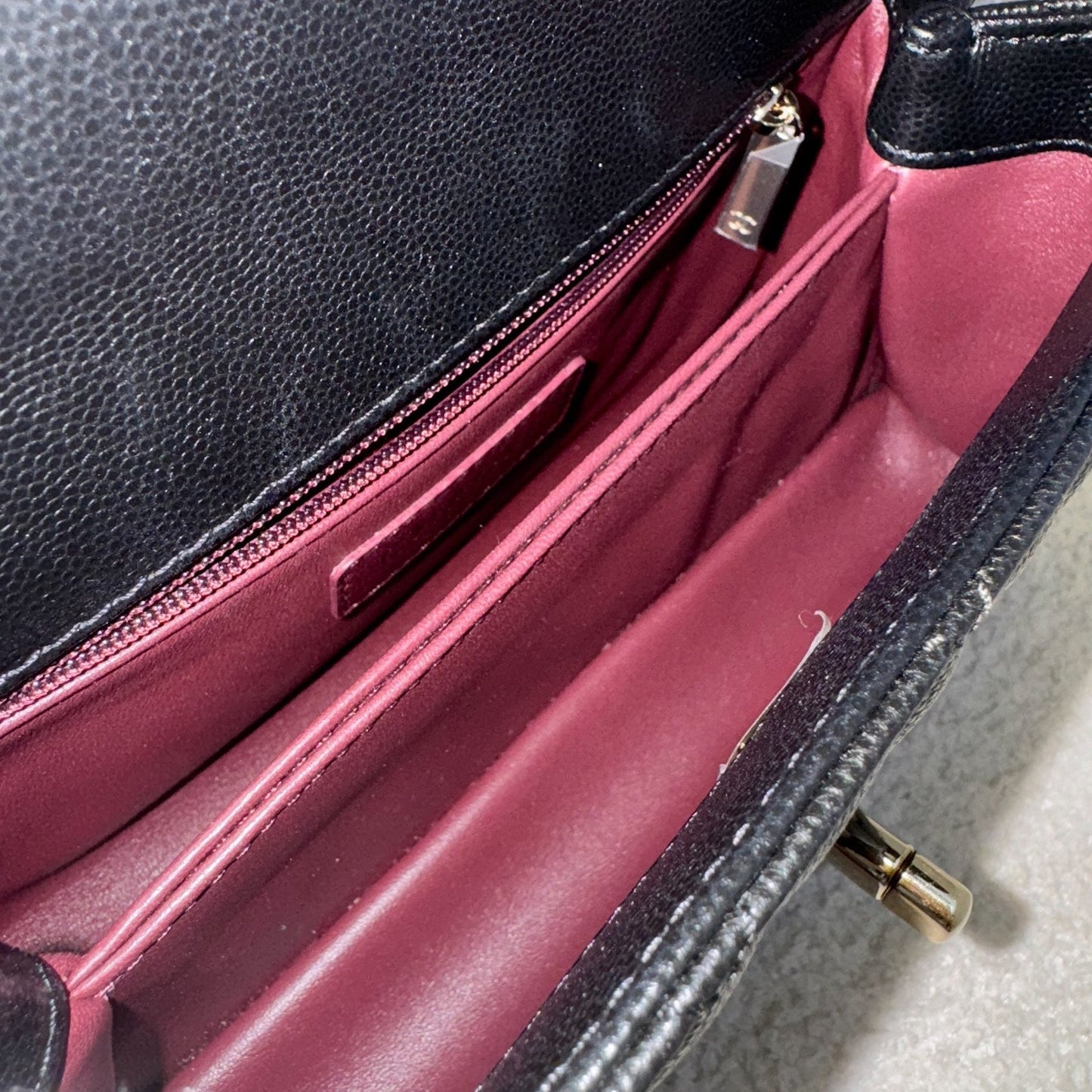 GLM-Small (24cm) Coco handle in Black Caviar, Burgundy Lizard Embossed Calfskin Handle and LGHW (Model: A92990)