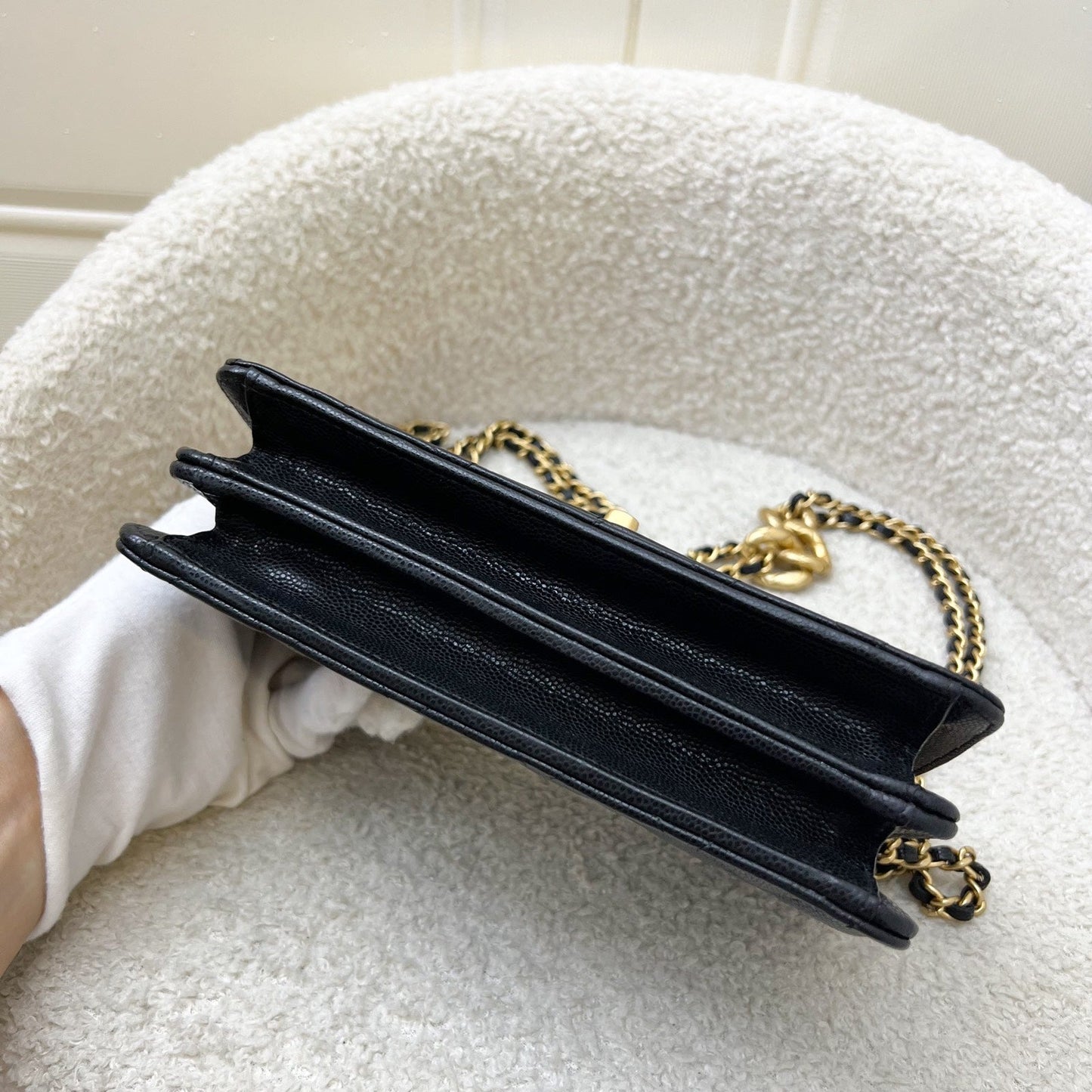GLM-23A Seasonal Wallet on Chain WOC / Phone Holder in Black Caviar and AGHW