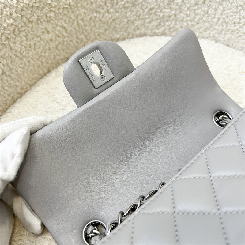 GLM-Mini Rectangle Flap in Grey Lambskin SHW