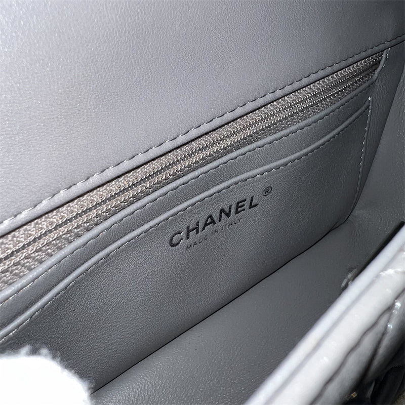GLM-Mini Rectangle Flap in Grey Lambskin SHW