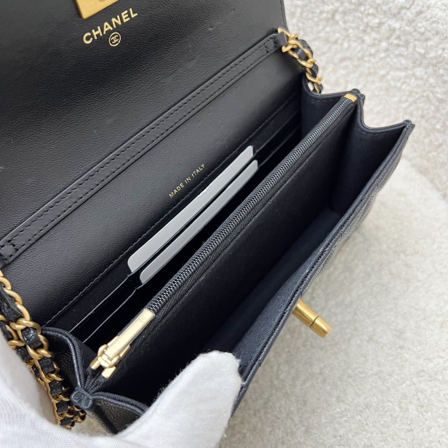 GLM-23A Seasonal Wallet on Chain WOC / Phone Holder in Black Caviar and AGHW