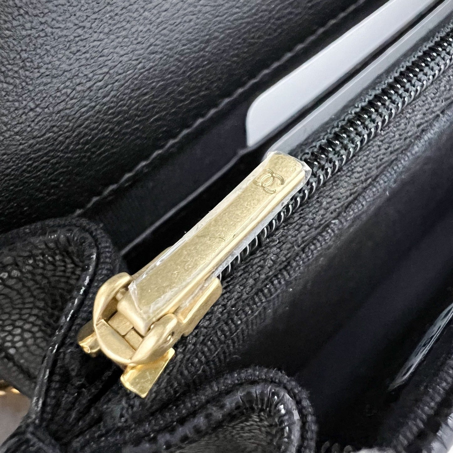 GLM-23A Seasonal Wallet on Chain WOC / Phone Holder in Black Caviar and AGHW