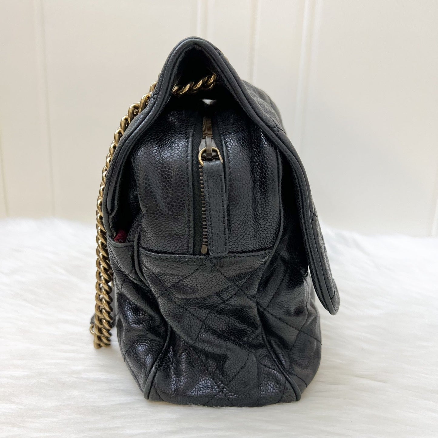 GLM-Shiva Flap Bag in Black Crumpled Caviar and AGHW (Model: A67148)