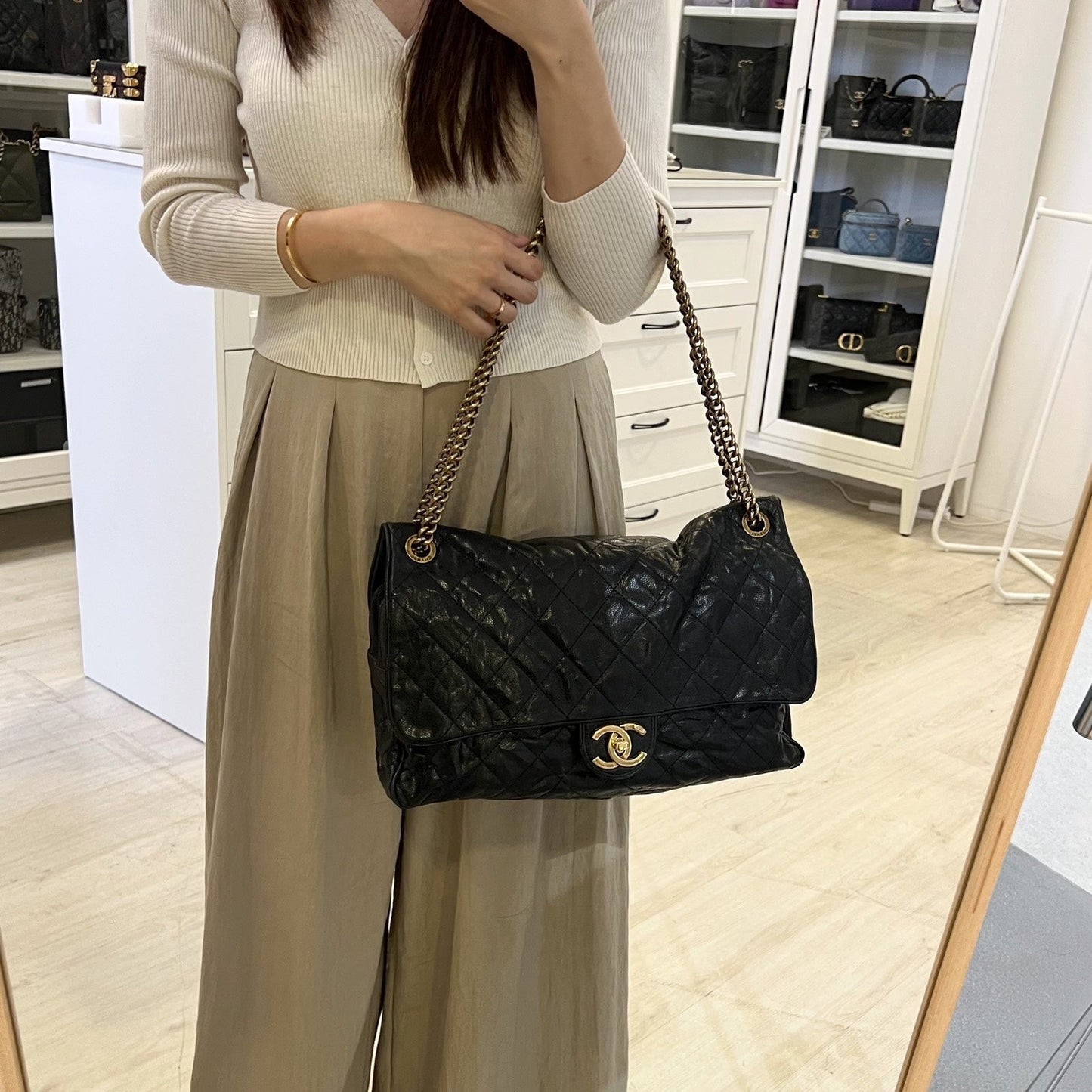 GLM-Shiva Flap Bag in Black Crumpled Caviar and AGHW (Model: A67148)