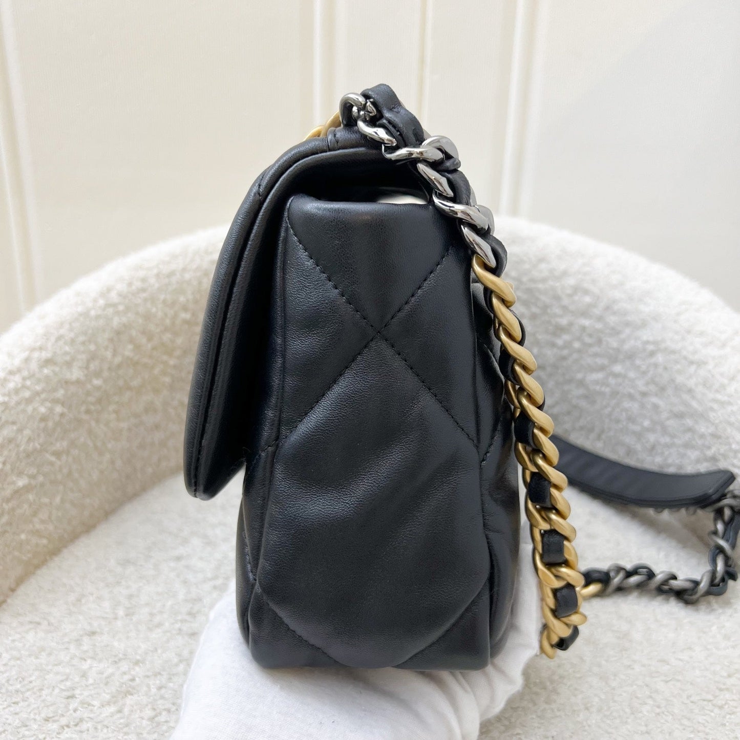 GLM-19 Small Flap in Black Lambskin and 3-tone HW (Model: AS1160)