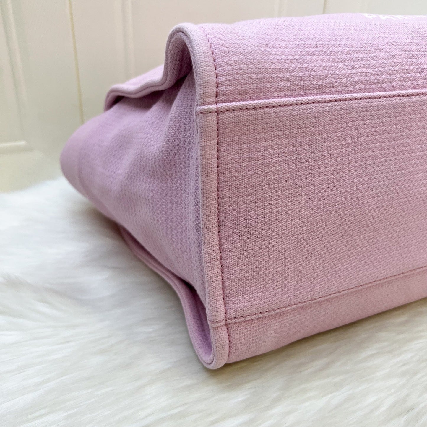 GLM-Medium / Large Deauville Tote in 22S Pink Fabric LGHW