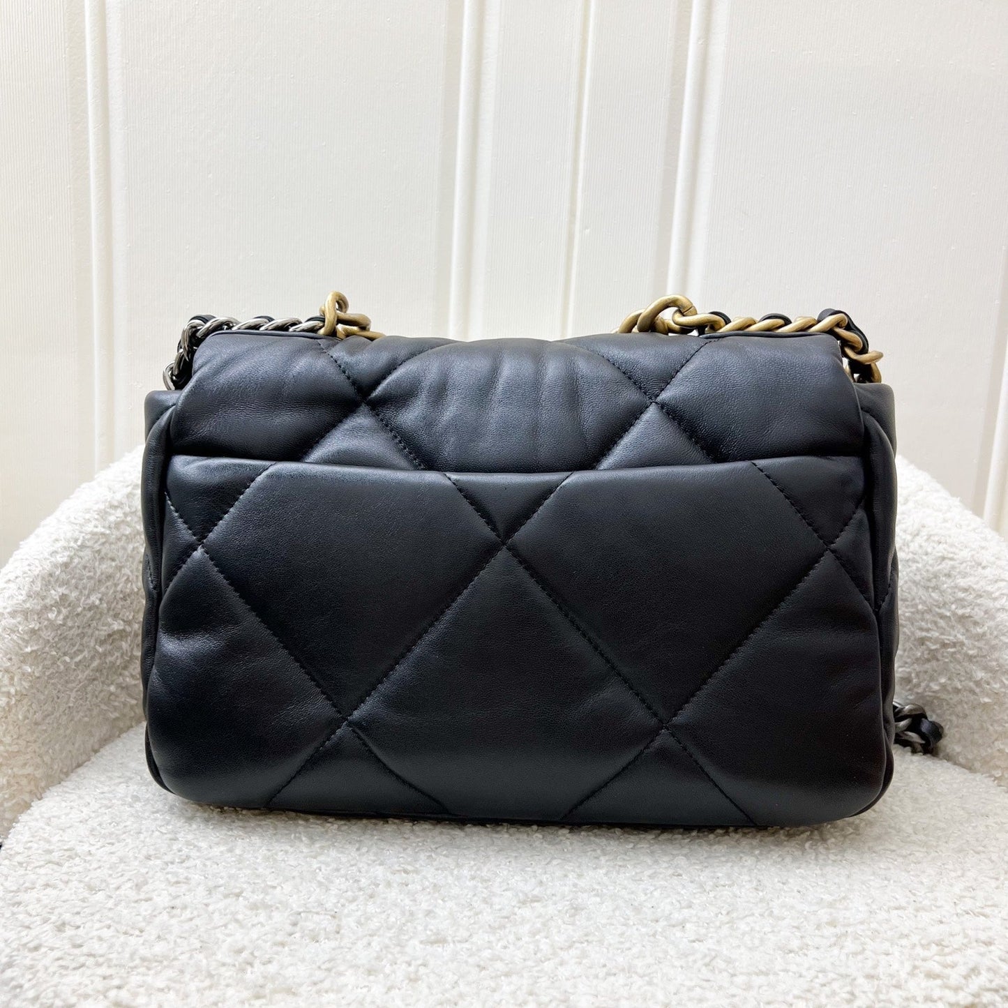 GLM-19 Small Flap in Black Lambskin and 3-tone HW (Model: AS1160)