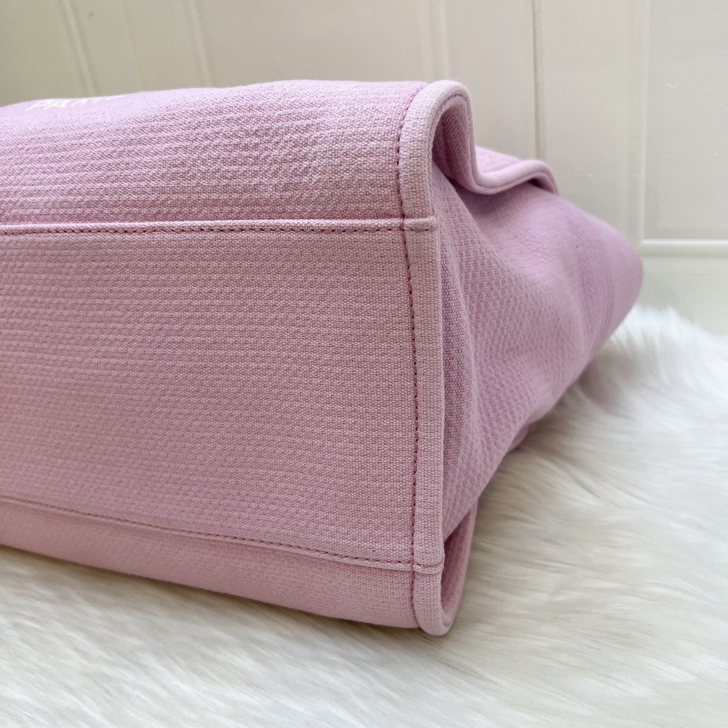 GLM-Medium / Large Deauville Tote in 22S Pink Fabric LGHW