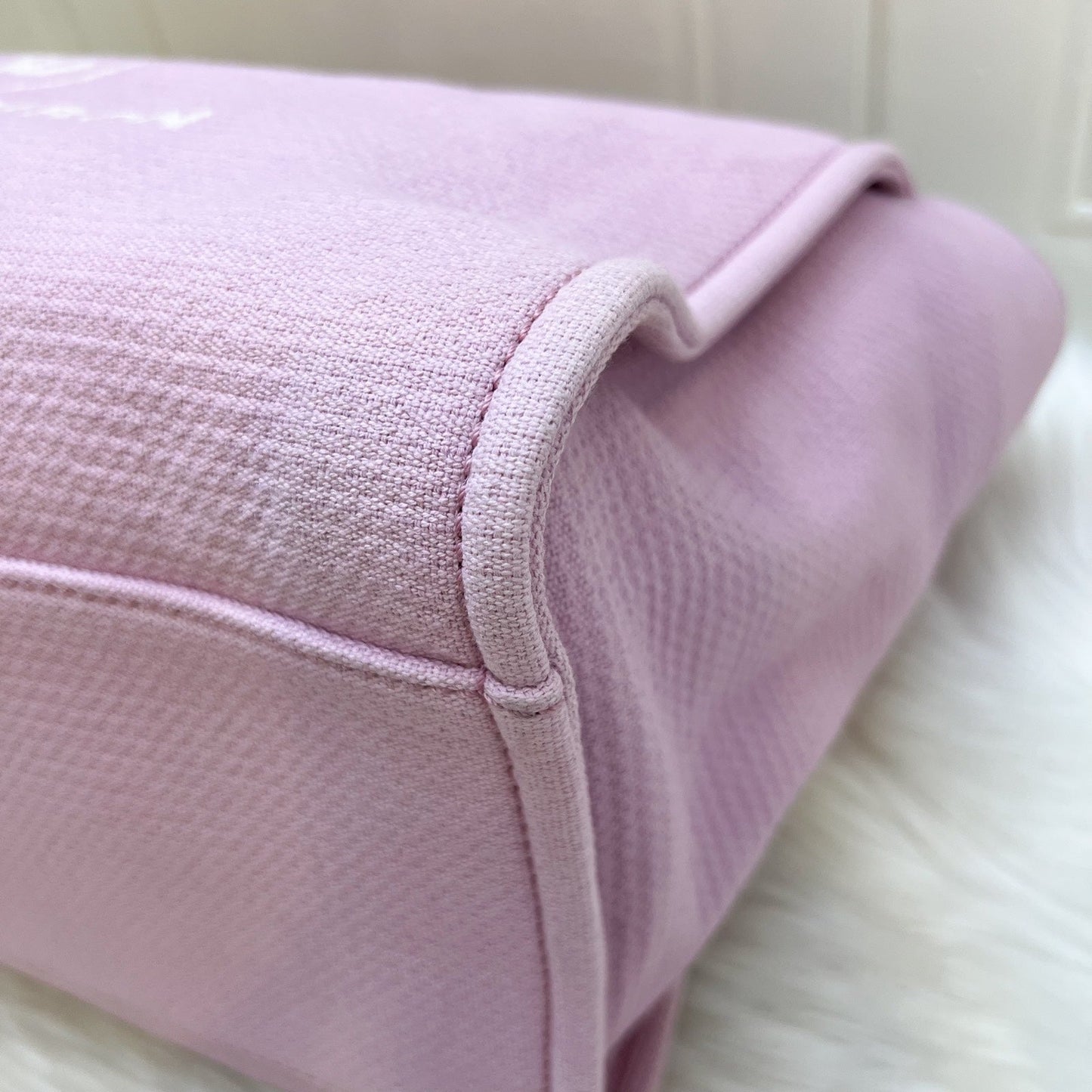 GLM-Medium / Large Deauville Tote in 22S Pink Fabric LGHW