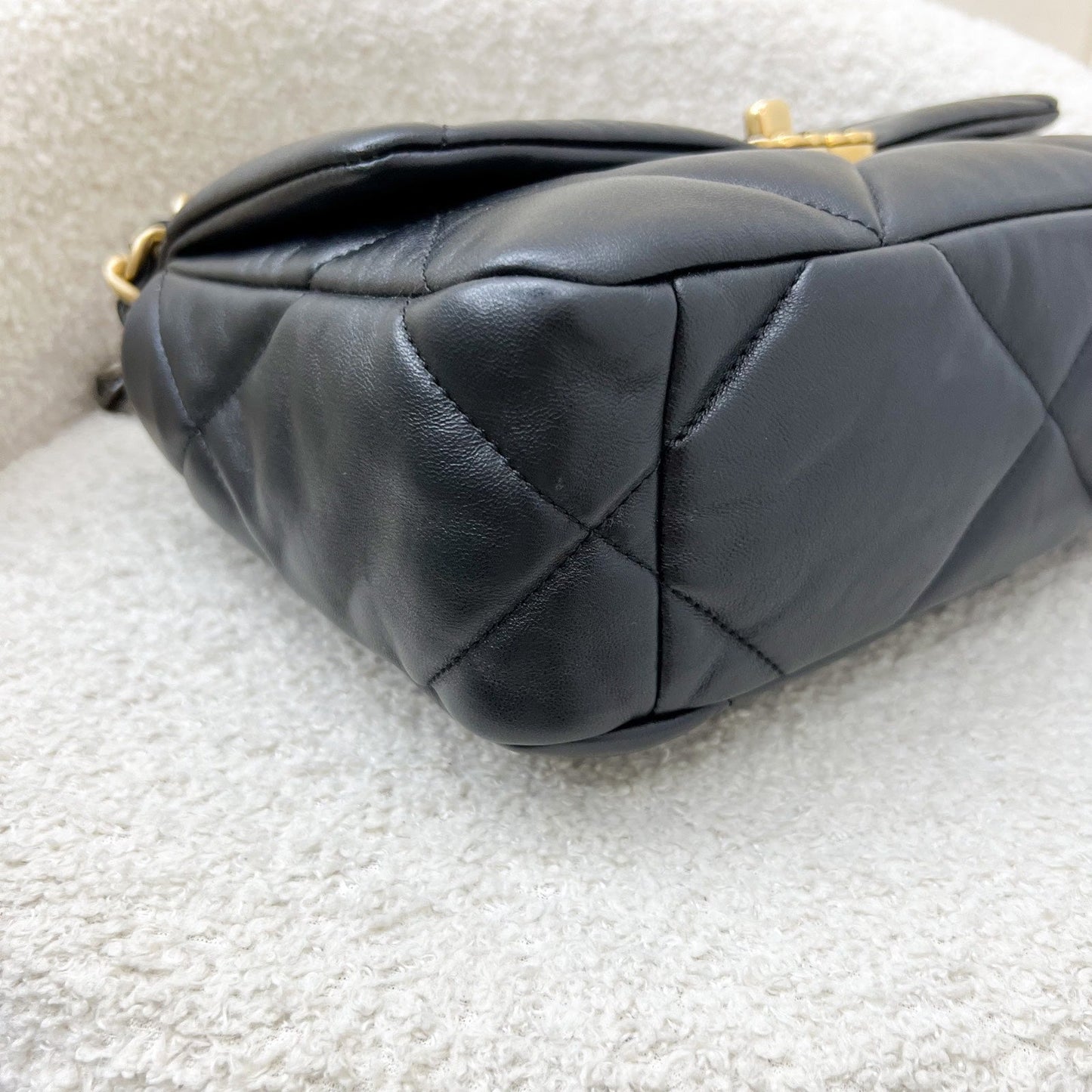 GLM-19 Small Flap in Black Lambskin and 3-tone HW (Model: AS1160)