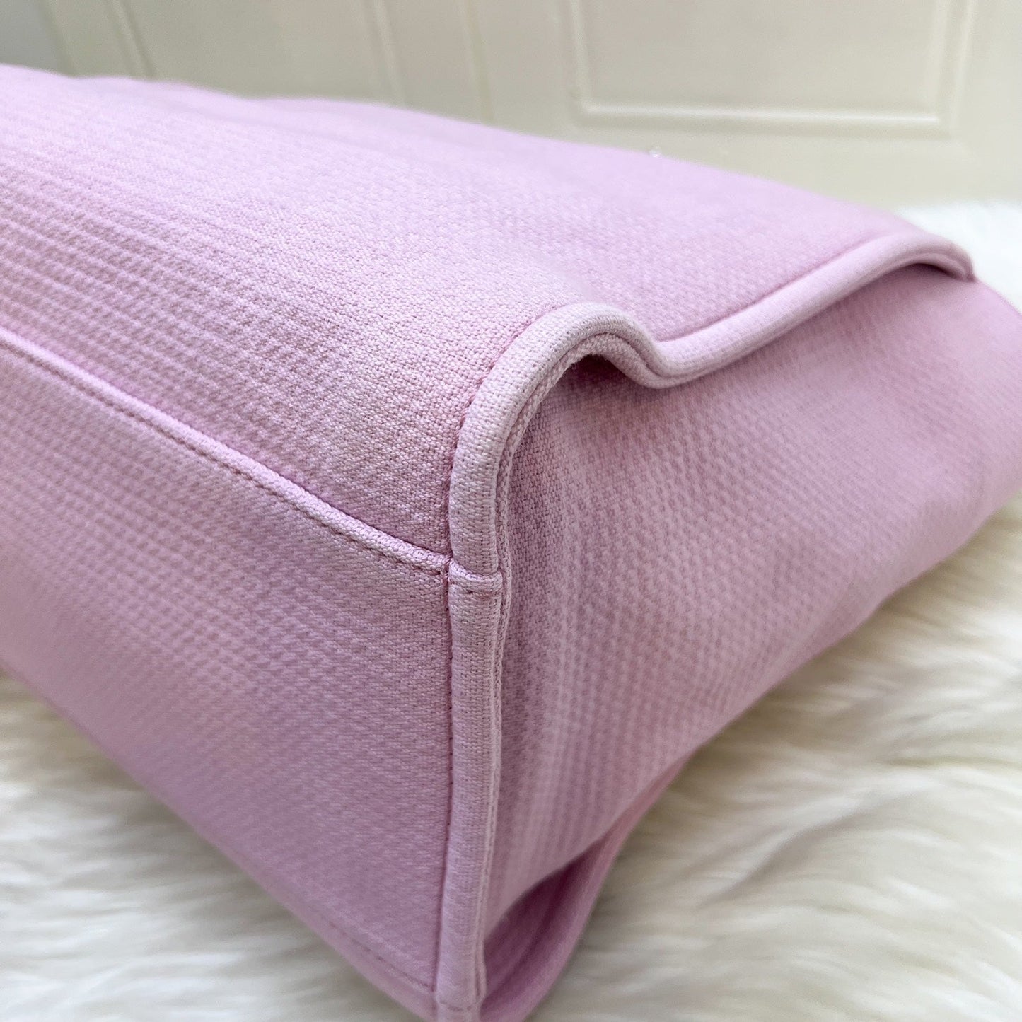 GLM-Medium / Large Deauville Tote in 22S Pink Fabric LGHW
