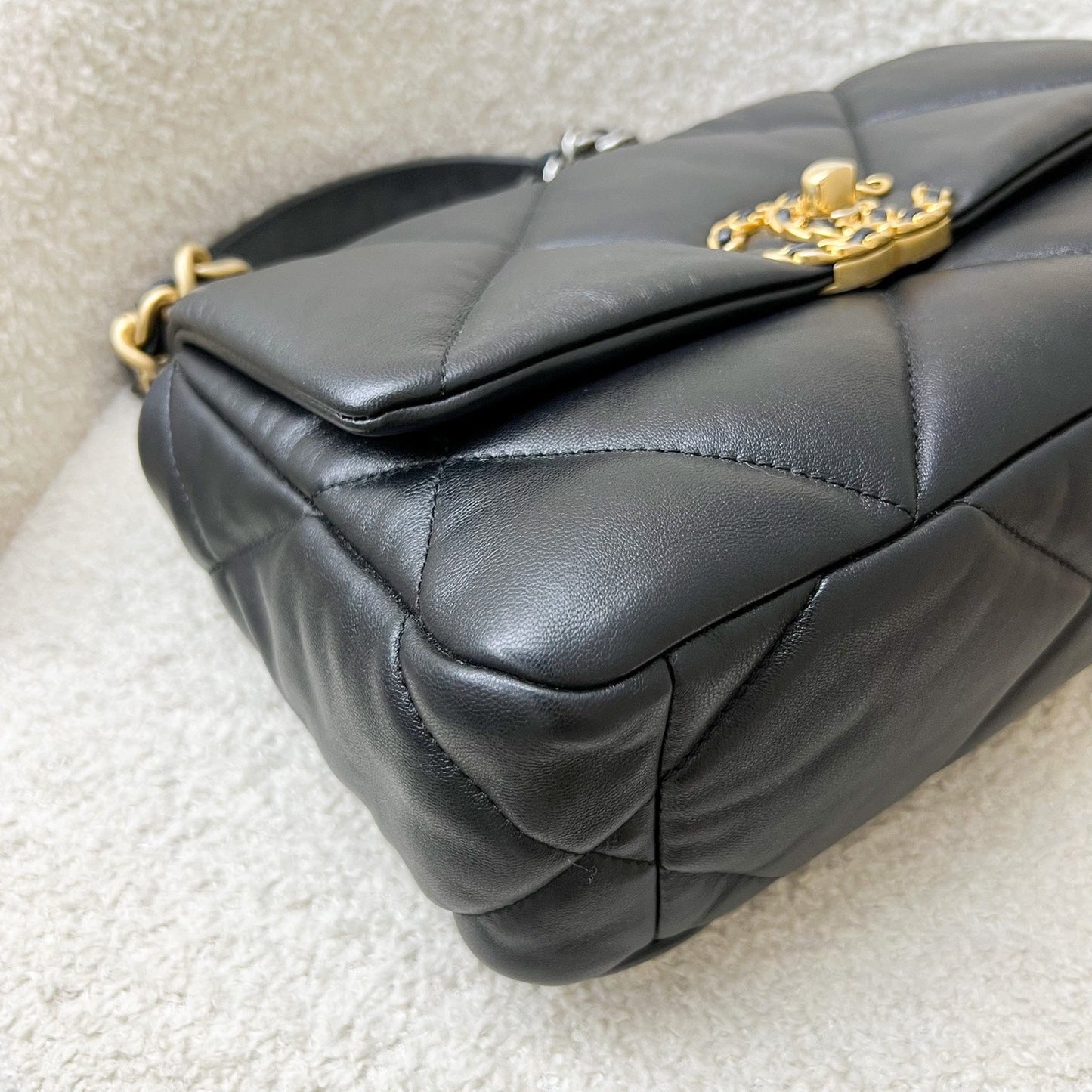 GLM-19 Small Flap in Black Lambskin and 3-tone HW (Model: AS1160)