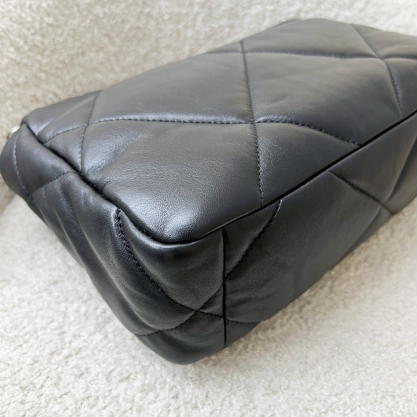 GLM-19 Small Flap in Black Lambskin and 3-tone HW (Model: AS1160)