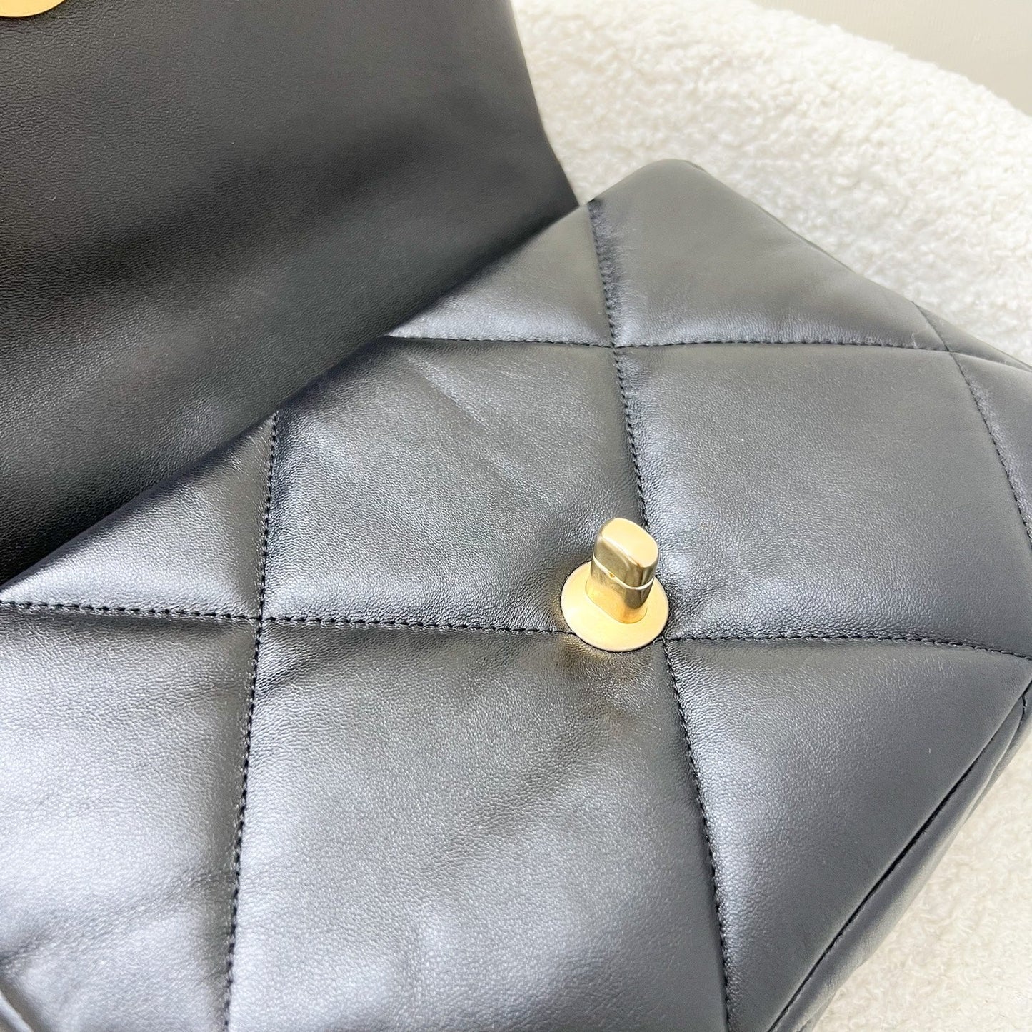 GLM-19 Small Flap in Black Lambskin and 3-tone HW (Model: AS1160)
