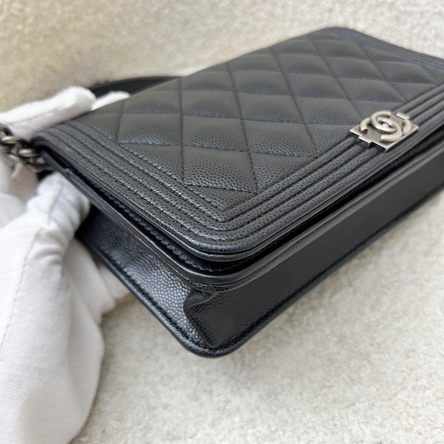 GLM-Boy Wallet on Chain WOC in Black Caviar and RHW