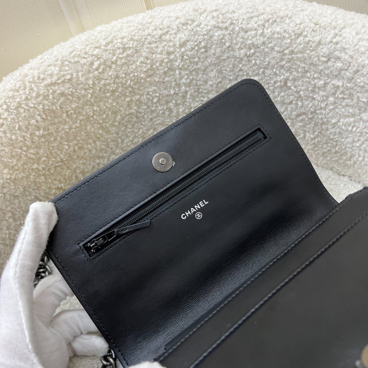 GLM-Boy Wallet on Chain WOC in Black Caviar and RHW