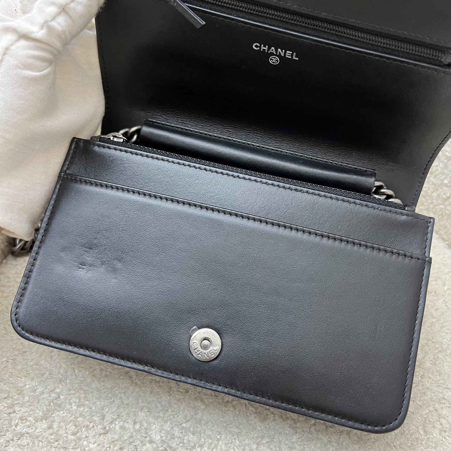 GLM-Boy Wallet on Chain WOC in Black Caviar and RHW