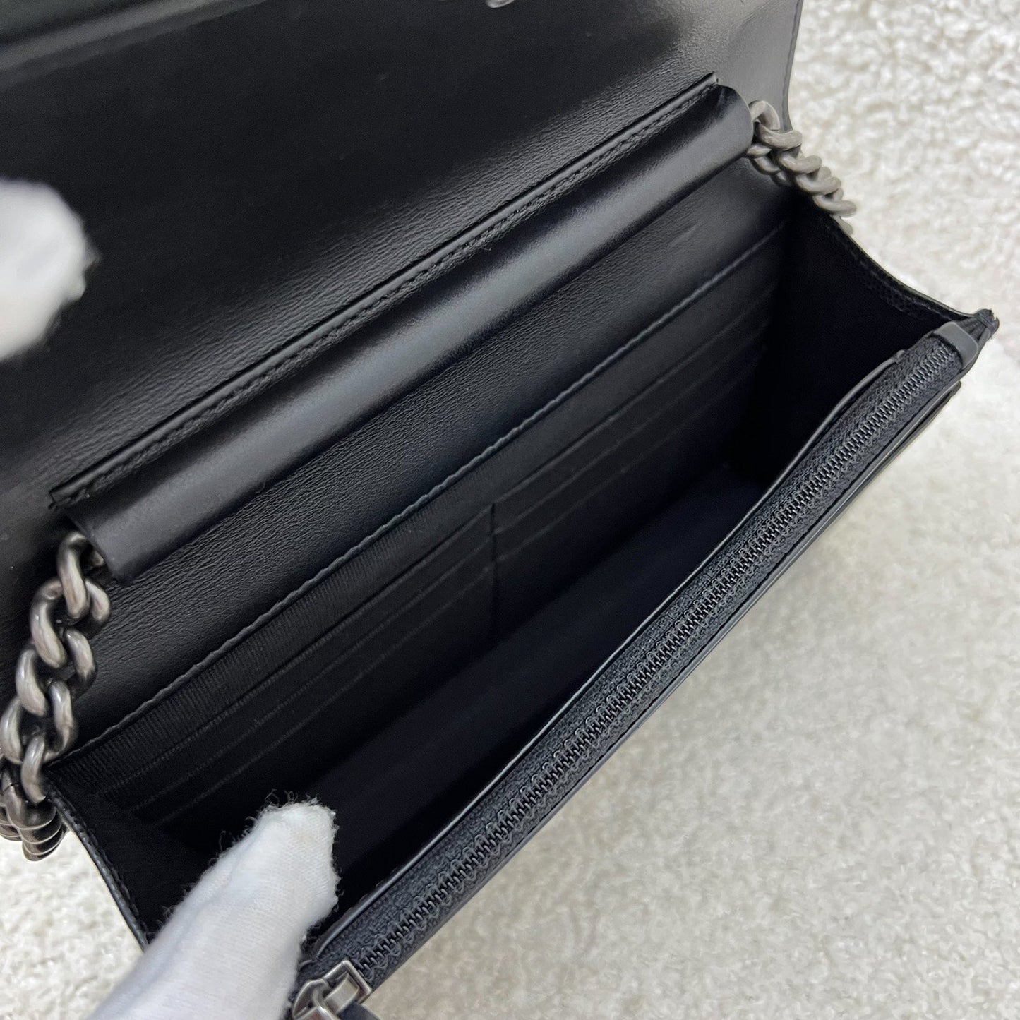 GLM-Boy Wallet on Chain WOC in Black Caviar and RHW
