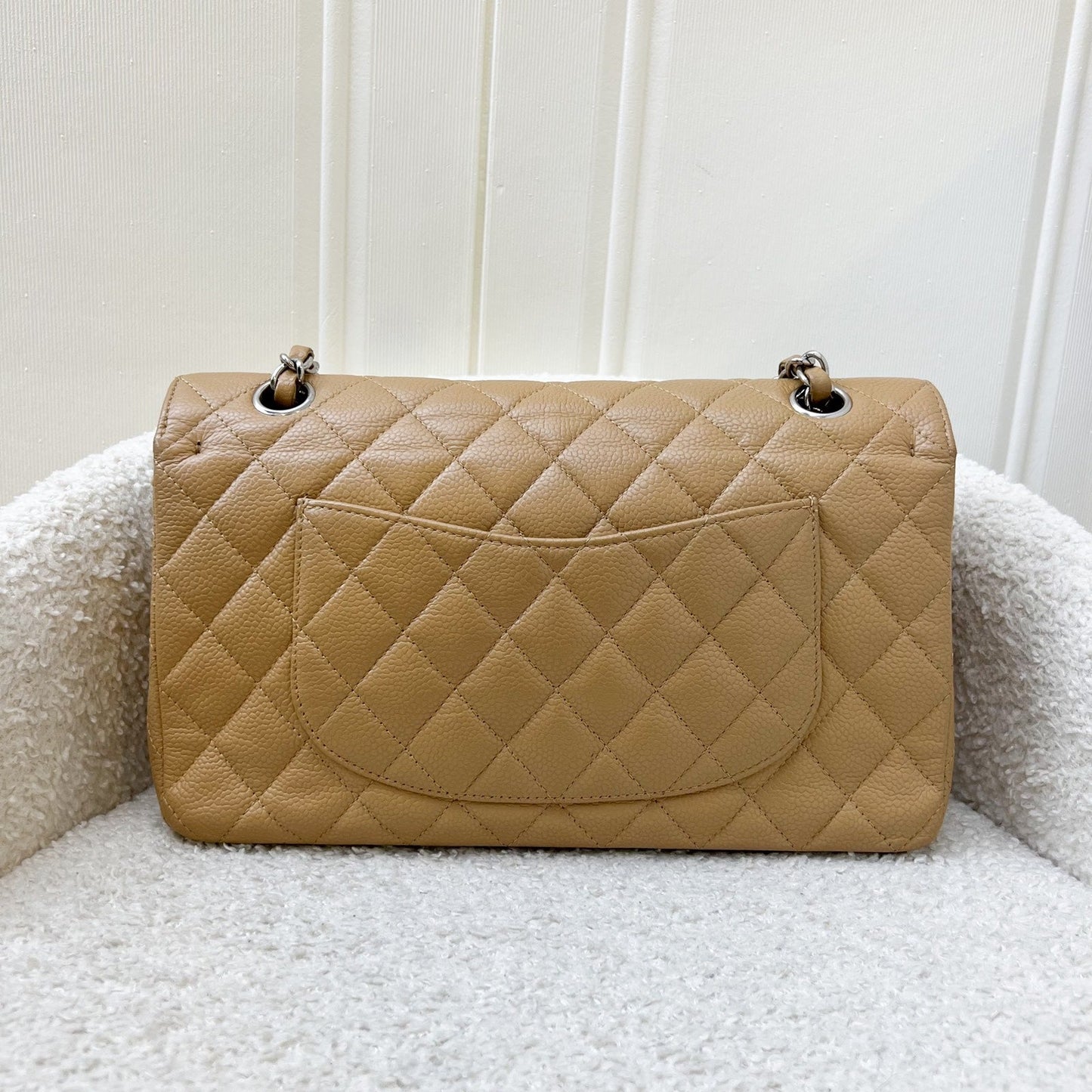 GLM-Medium Classic Flap CF in Beige Caviar and SHW