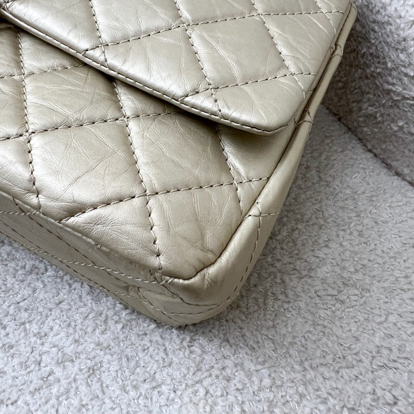 GLM-2.55 Reissue 227 Flap in Champagne Gold Distressed Calfskin GHW