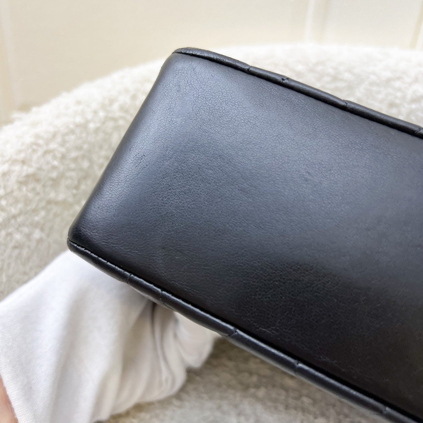 GLM- Small 22cm Diana Flap in Black Lambskin and 24K GHW