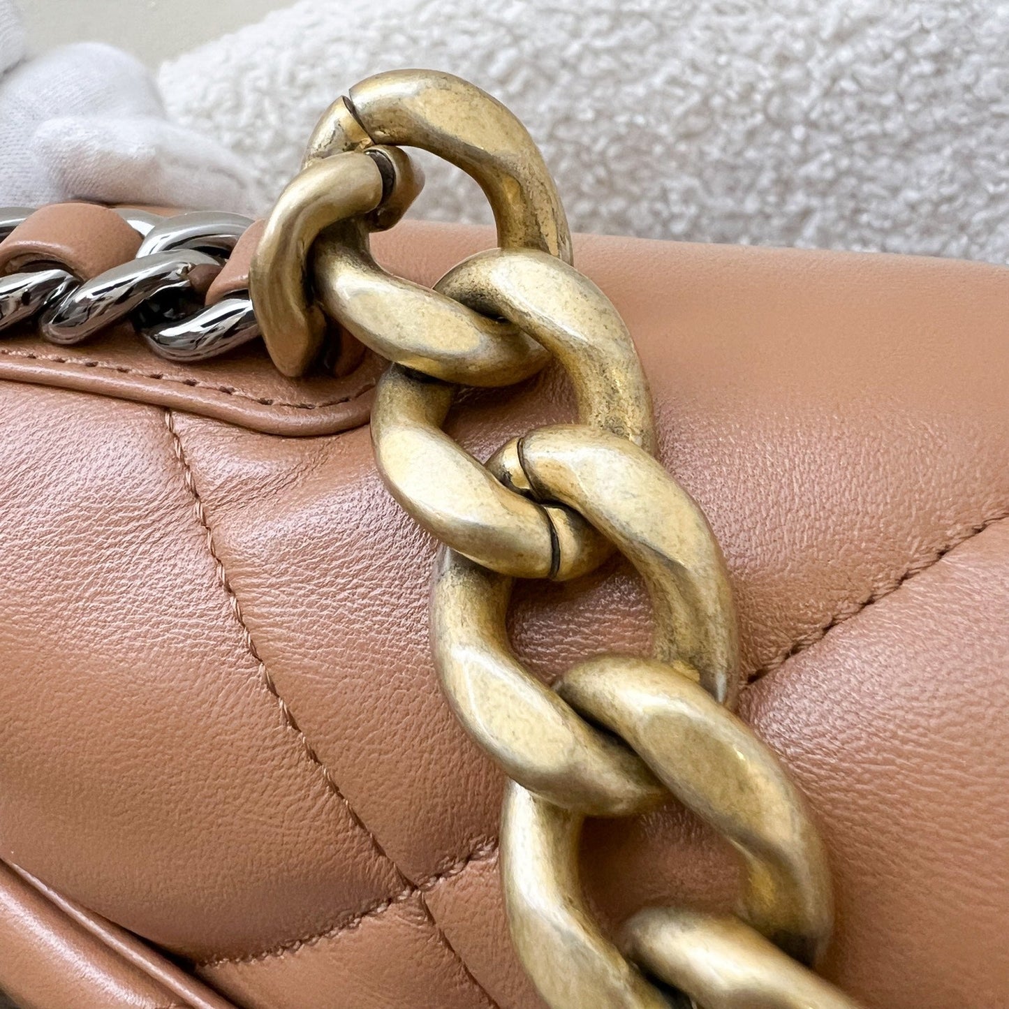 GLM-19 Small Flap in 22S Caramel Lambskin and 3-tone HW (Model: AS1160)