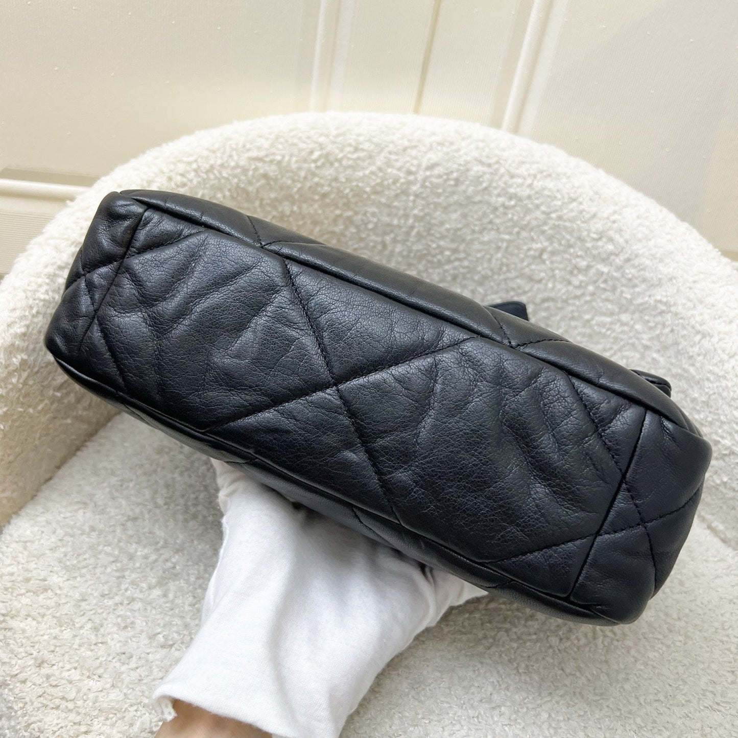 GLM-19 Small Flap in Black Goatskin and 3-tone HW (Model: AS1160)
