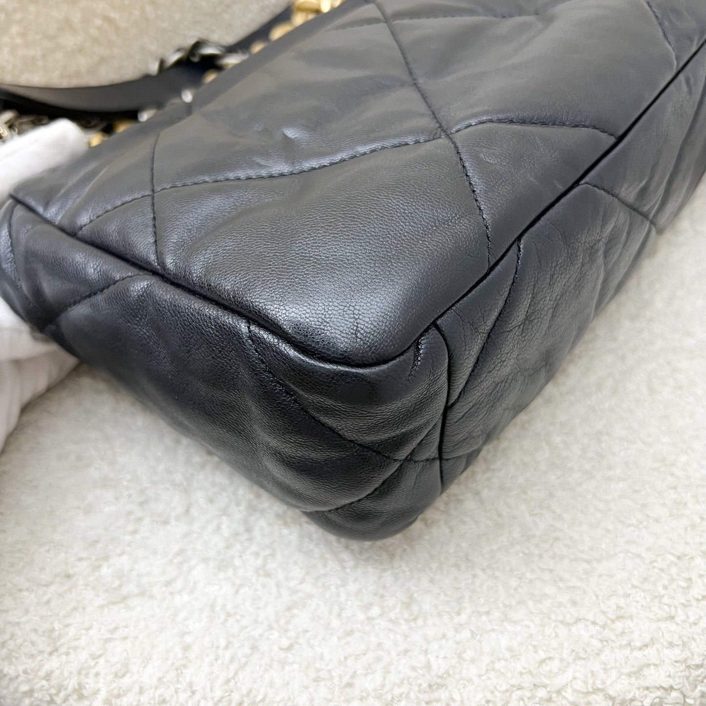 GLM-19 Small Flap in Black Goatskin and 3-tone HW (Model: AS1160)