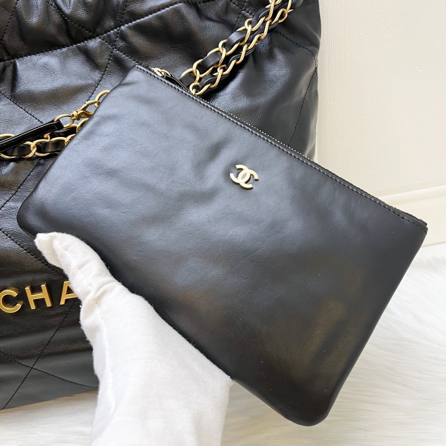 GLM-22 Medium Hobo Bag in Black Calfskin and AGHW (Model: AS3261)