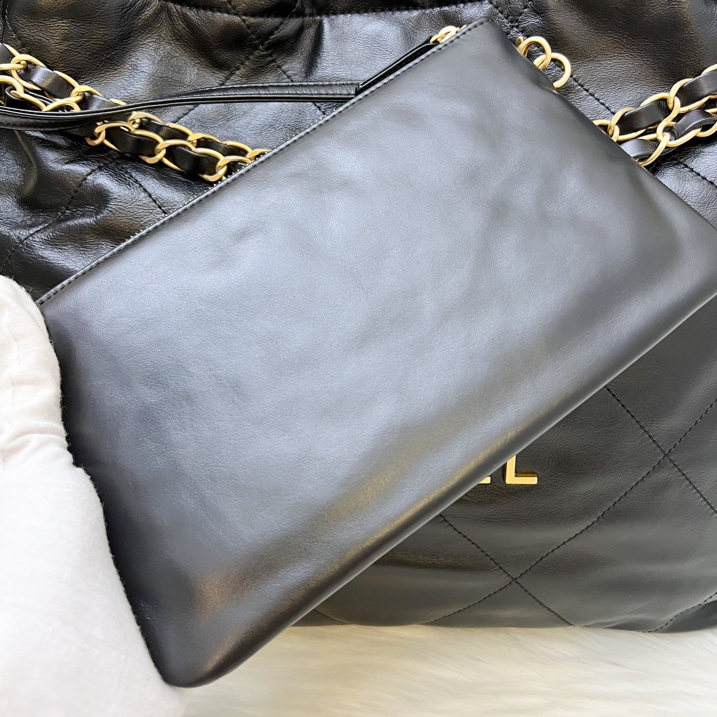 GLM-22 Medium Hobo Bag in Black Calfskin and AGHW (Model: AS3261)